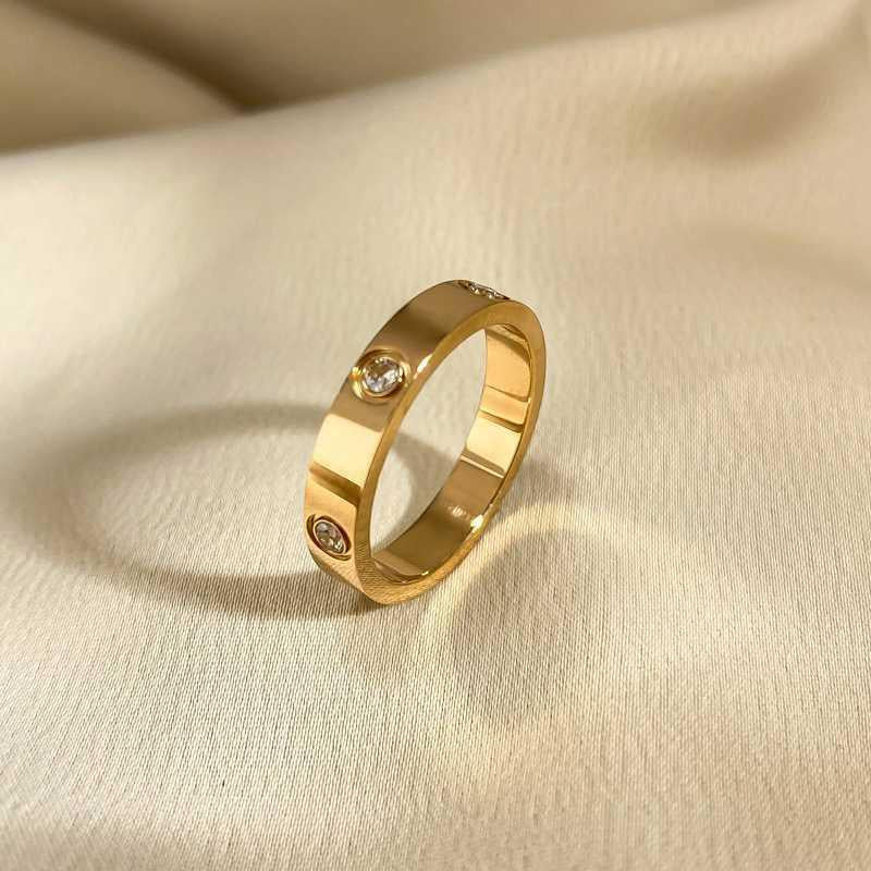 Helena | Band Ring