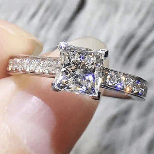 Fiona | Princess Cut Ring