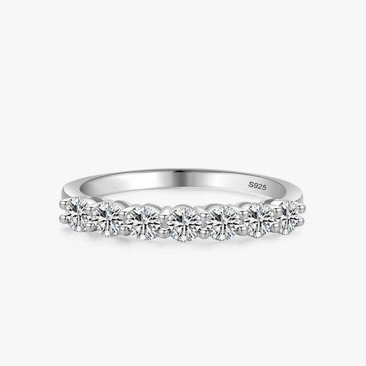 Mia | Round Band Ring