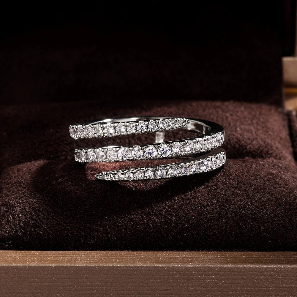 Caroline | Spiral Pave Ring
