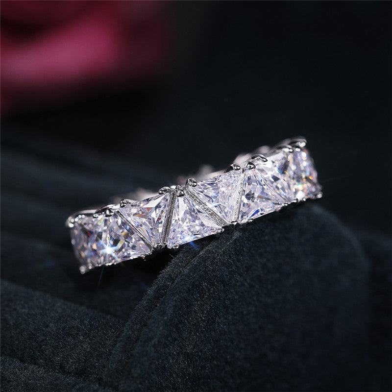 Dahlia | Trinity Band Ring