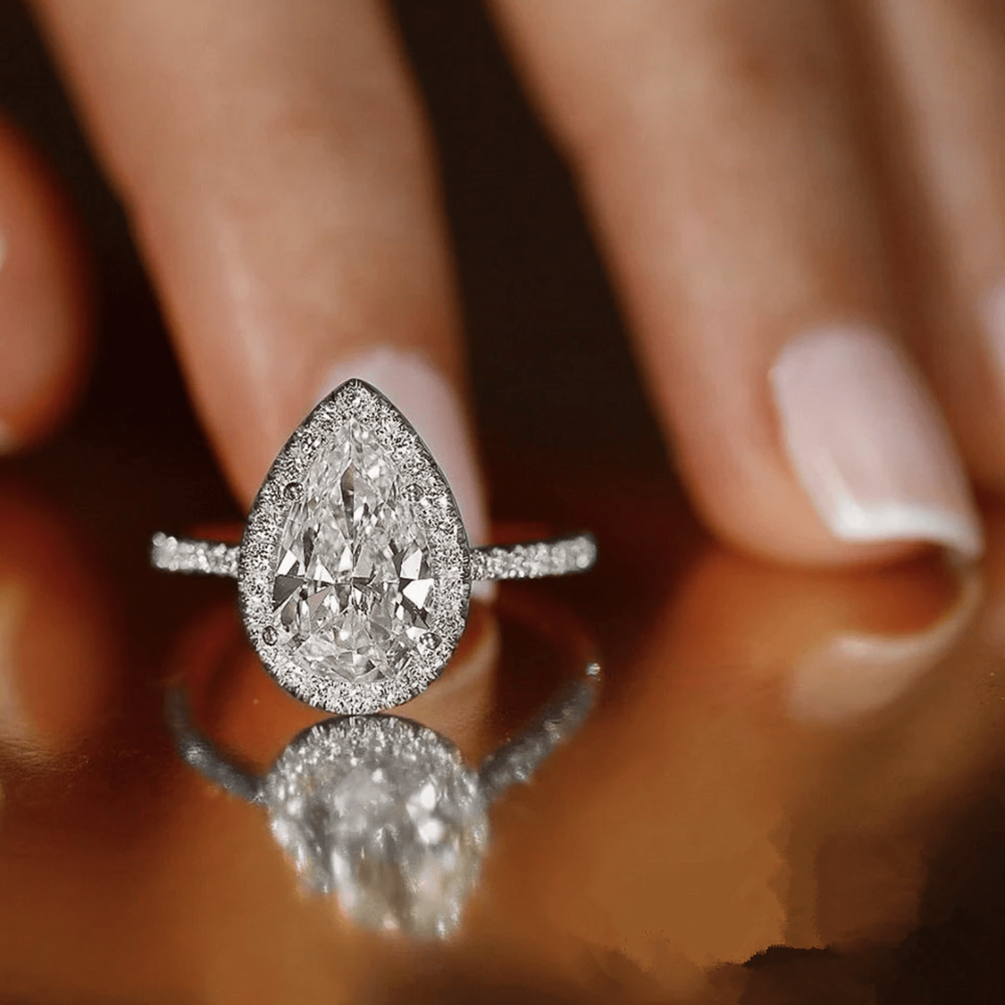 Aurora | Pear Ring