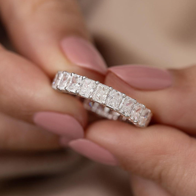 Emeria | Emerald Band Ring