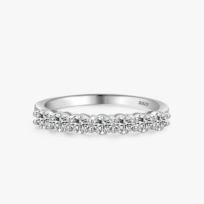 Mia | Round Band Ring