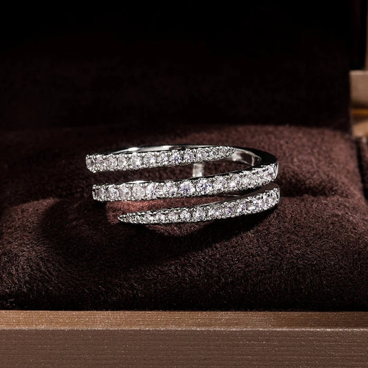Caroline | Spiral Pave Ring